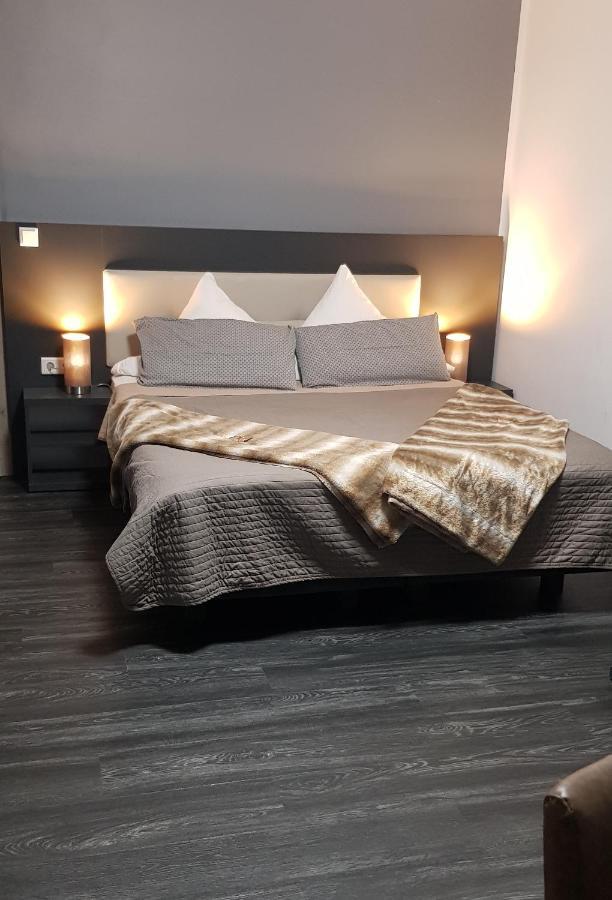 Appart-Hotel, Einsteinstrasse Herzogenaurach Zewnętrze zdjęcie